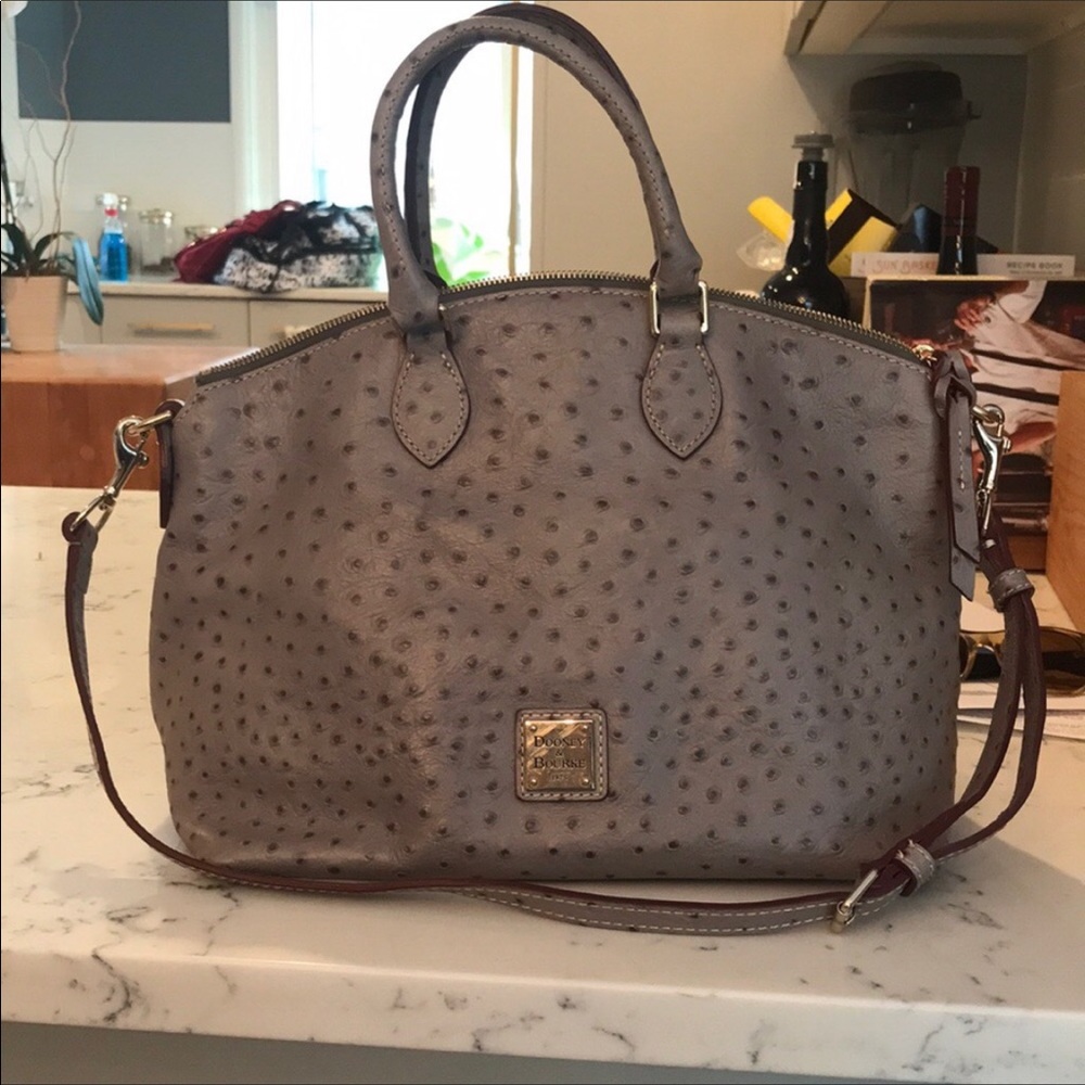 Dooney and Bourke ostrich style handbag